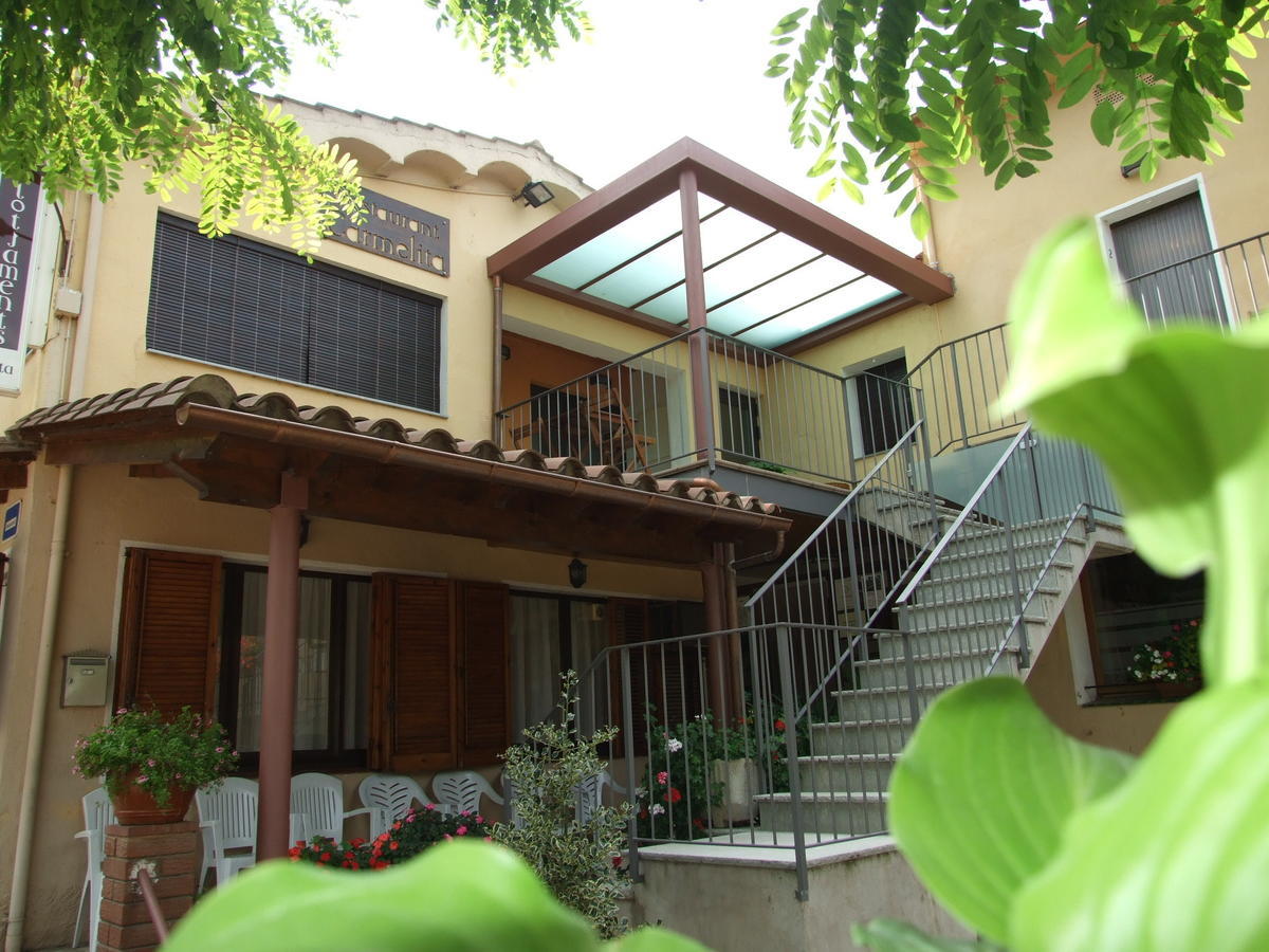 Carmelita Aparthotel Sant Privat de Bas ภายนอก รูปภาพ