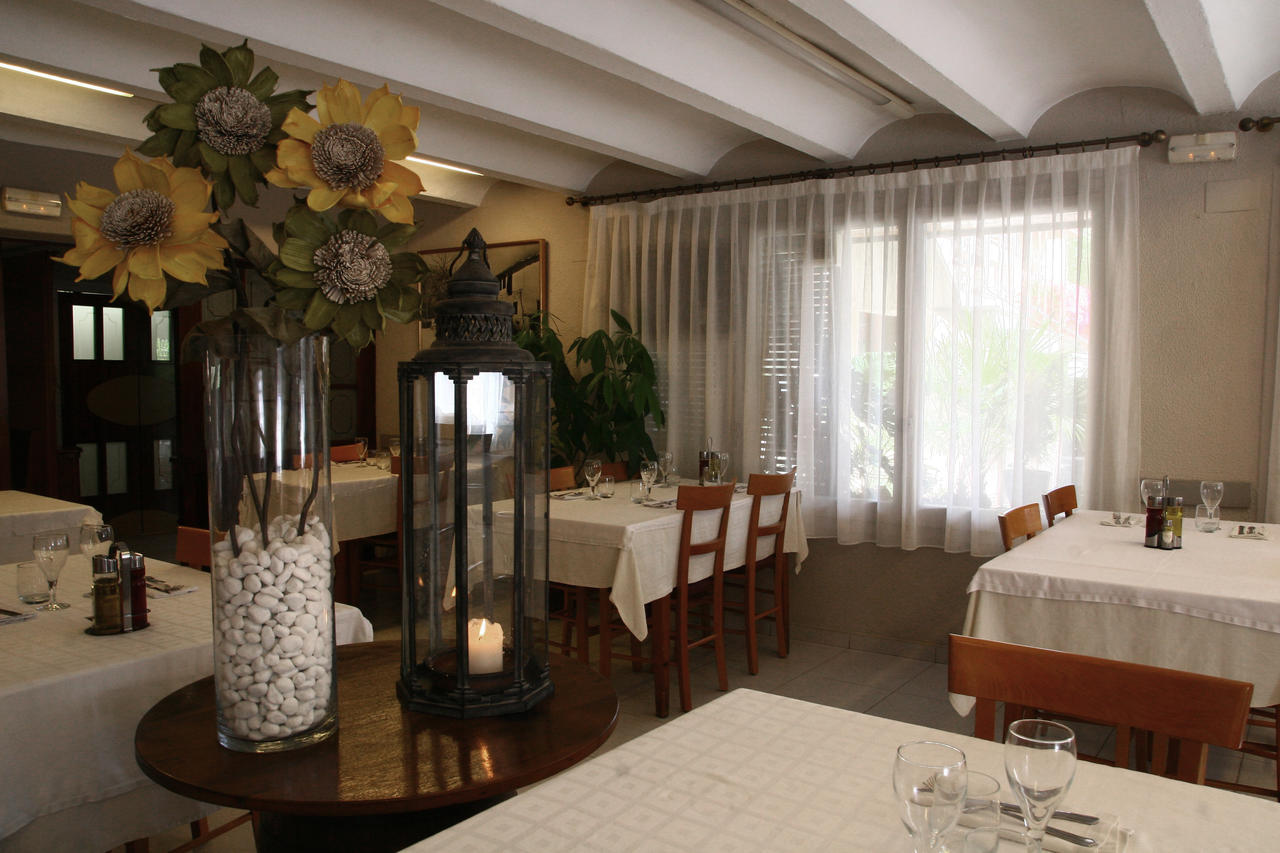 Carmelita Aparthotel Sant Privat de Bas ภายนอก รูปภาพ